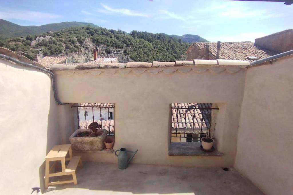 شقة Les Toits Nyonsais المظهر الخارجي الصورة